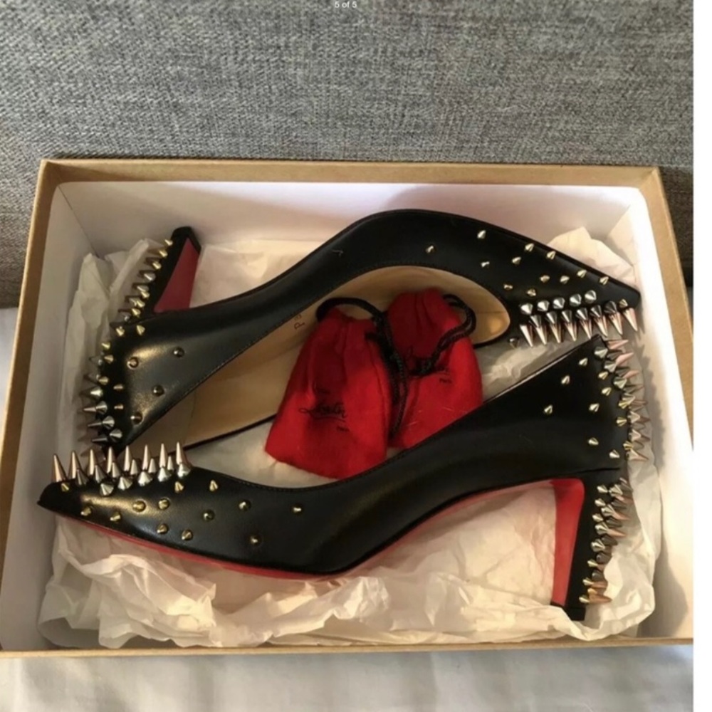 Authentic Christian Louboutin Spike Pump